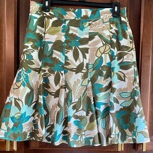 Ann Taylor Blue and Green A-Line Pleated Skirt Size 6 Petite